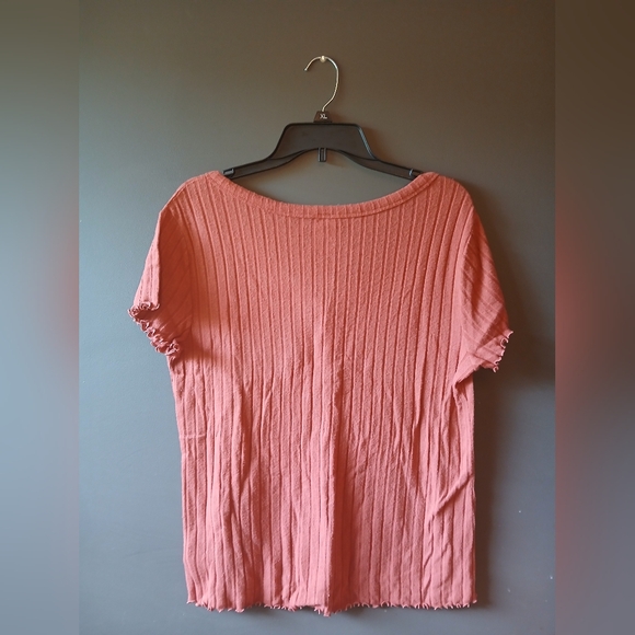 NO BOUNDARIES WOMEN'S XL PEACH SUMMER TEE-SHIRT - Picture 3 of 4